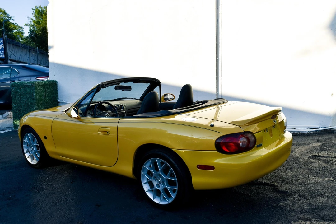 2002 Mazda NB MX-5 Miata - Image 20 of 31