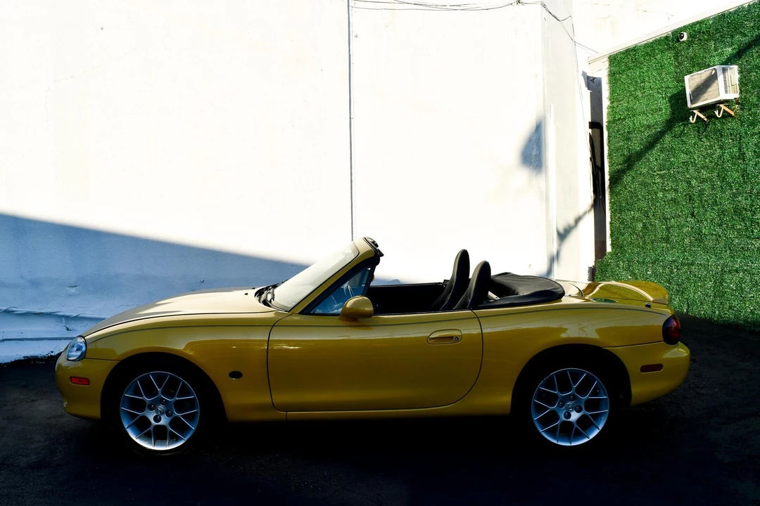 2002 Mazda NB MX-5 Miata - Image 16 of 31