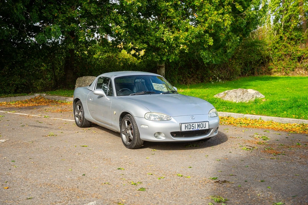 2002 Mazda NB MX-5 Miata - Image 4 of 30