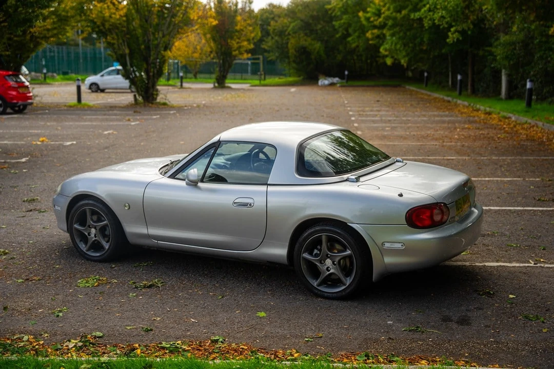 2002 Mazda NB MX-5 Miata - Image 14 of 30