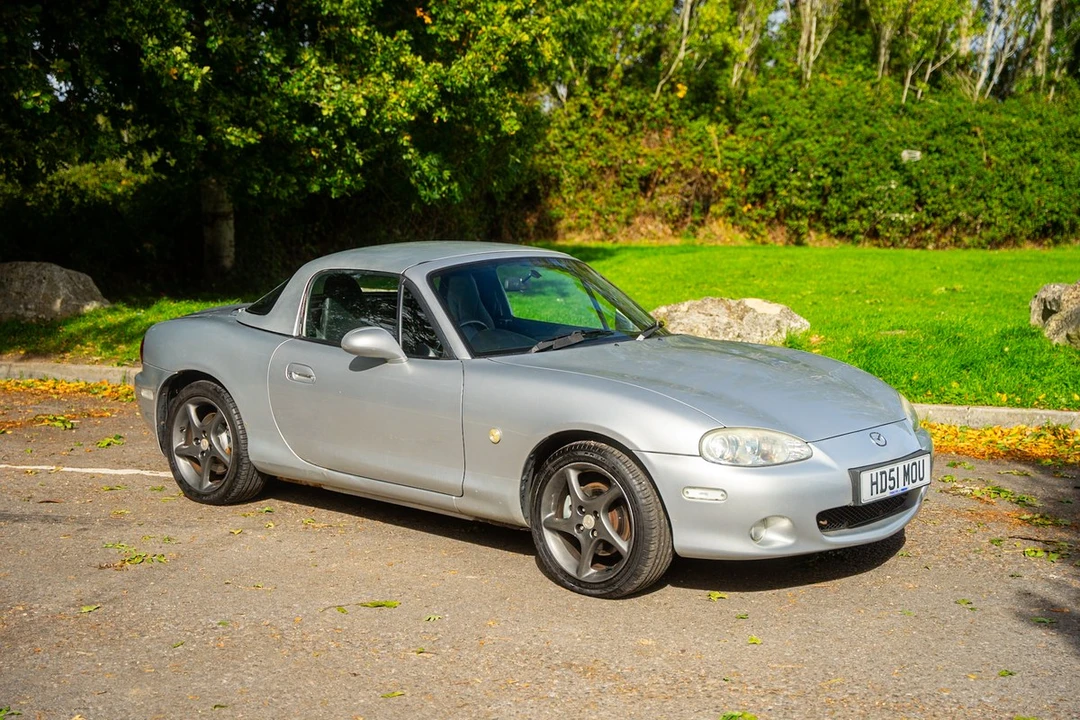 2002 Mazda NB MX-5 Miata - Image 2 of 30