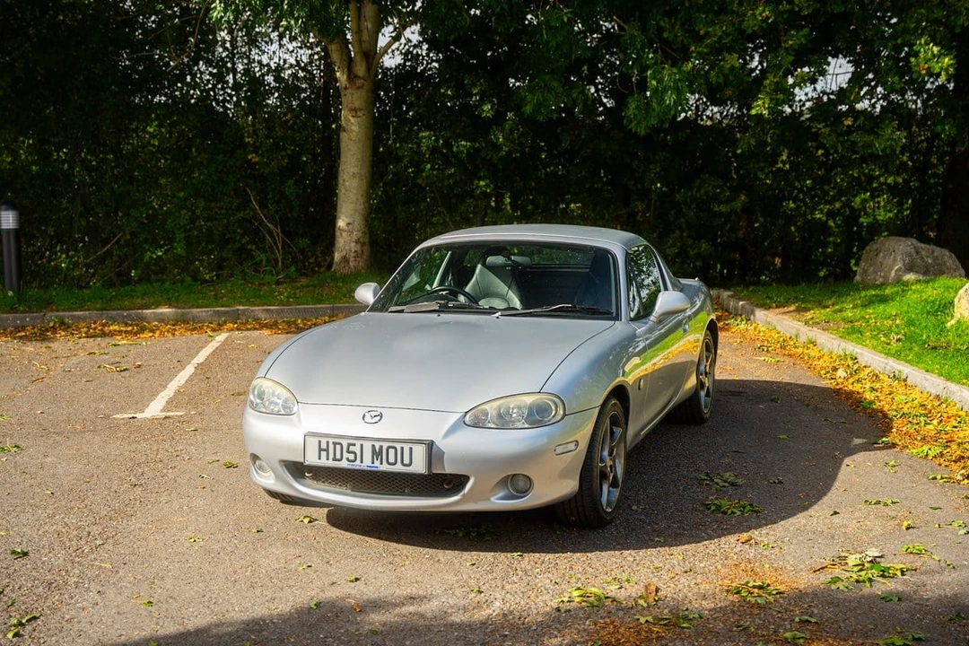 2002 Mazda NB MX-5 Miata - Image 7 of 30