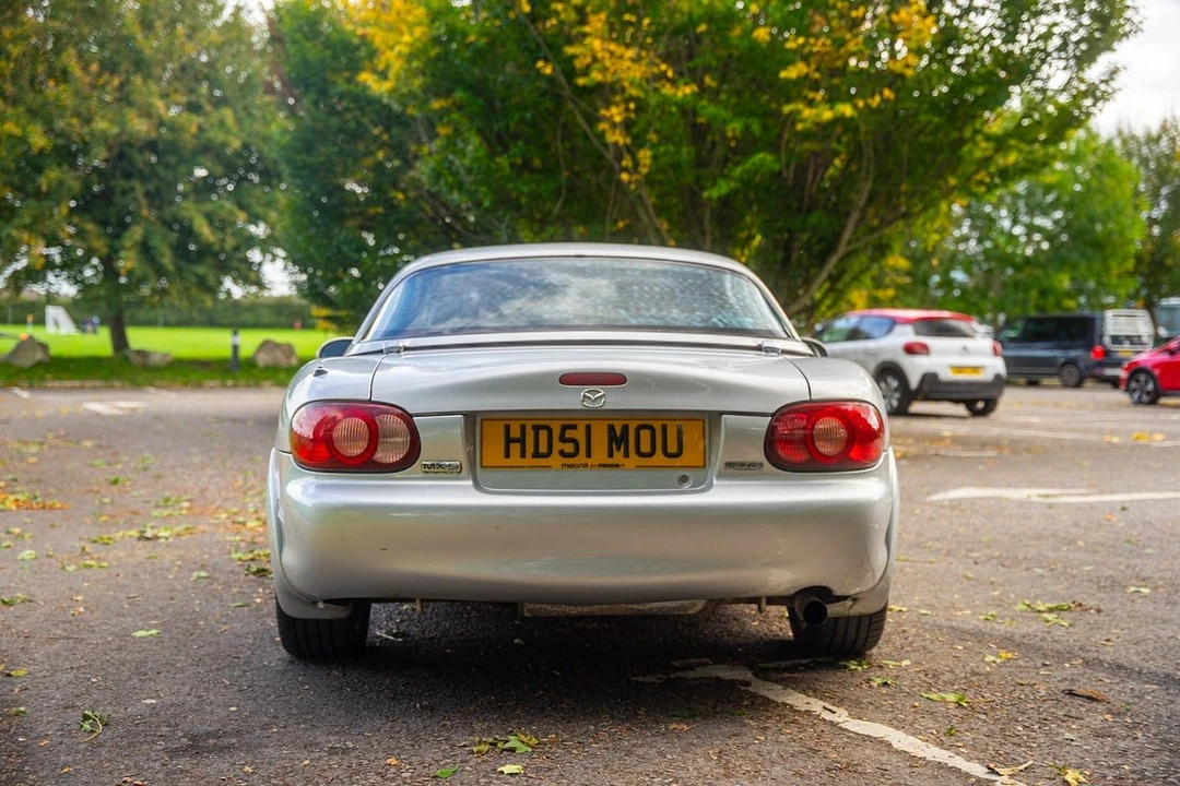 2002 Mazda NB MX-5 Miata - Image 18 of 30