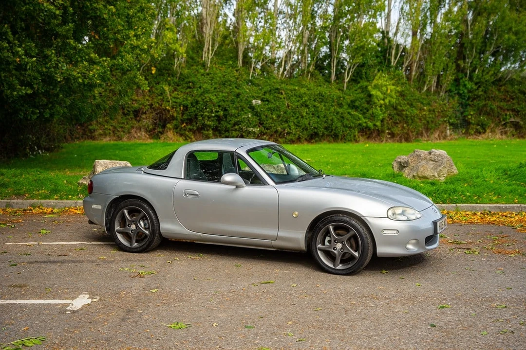 2002 Mazda NB MX-5 Miata - Image 24 of 30