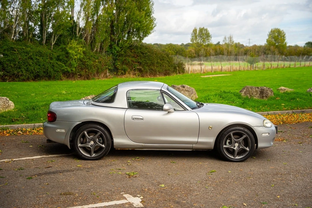 2002 Mazda NB MX-5 Miata - Image 22 of 30
