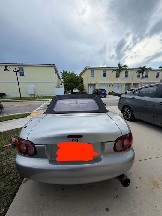 2002 Mazda NB MX-5 Miata - Image 3 of 11