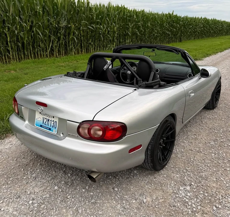2002 Mazda NB MX-5 Miata - Image 7 of 15