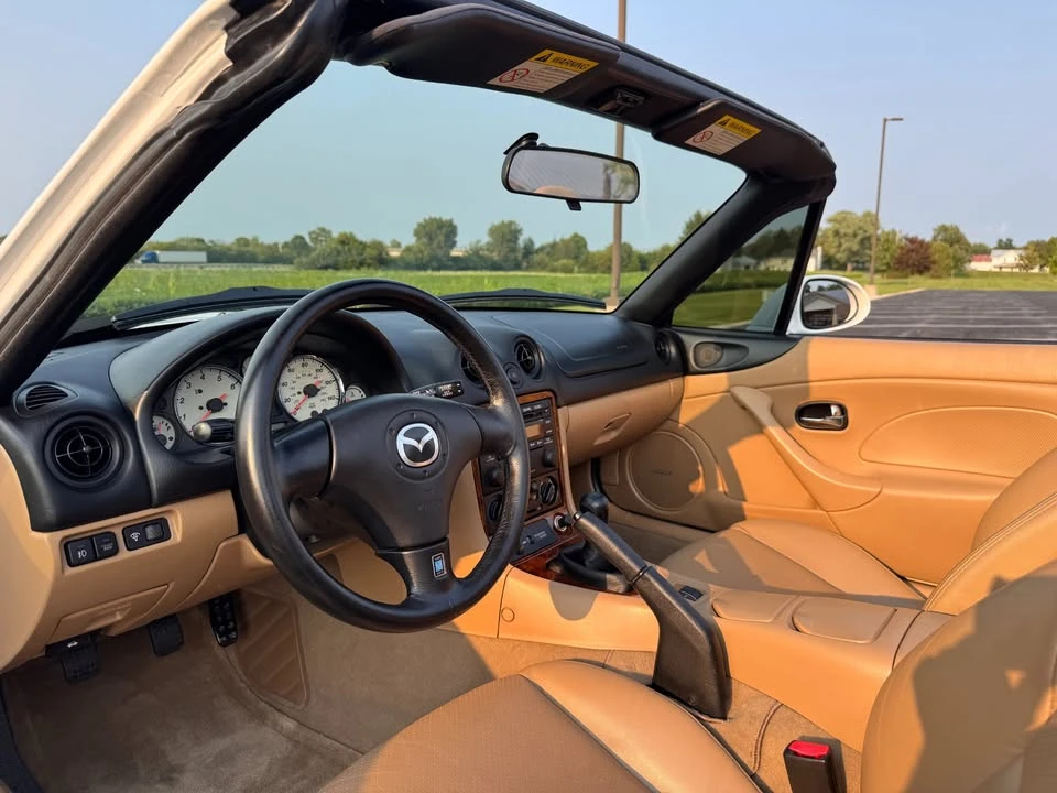 2002 Mazda NB MX-5 Miata - Image 8 of 19