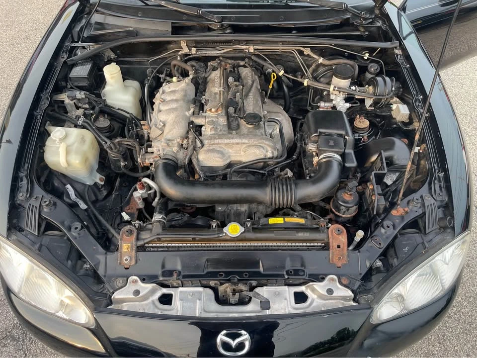 2002 Mazda NB MX-5 Miata - Image 18 of 20