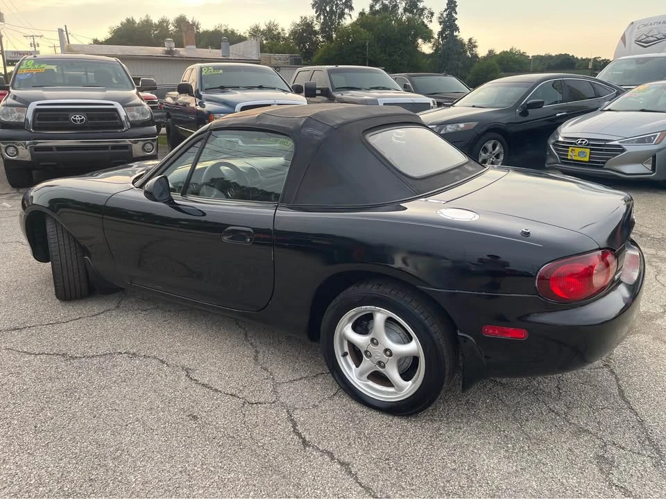 2002 Mazda NB MX-5 Miata - Image 7 of 20