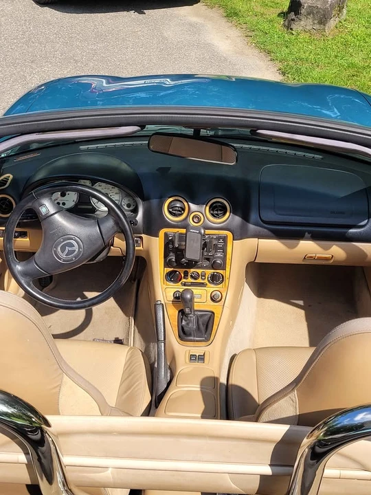 2002 Mazda NB MX-5 Miata - Image 3 of 6