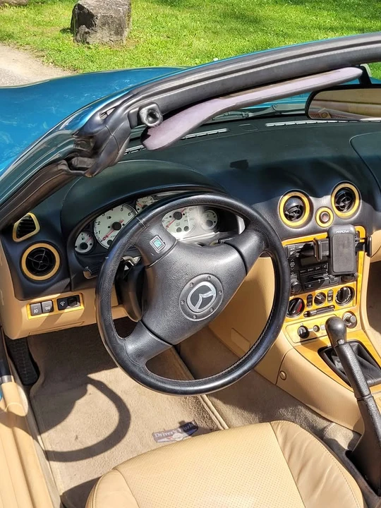 2002 Mazda NB MX-5 Miata - Image 4 of 6