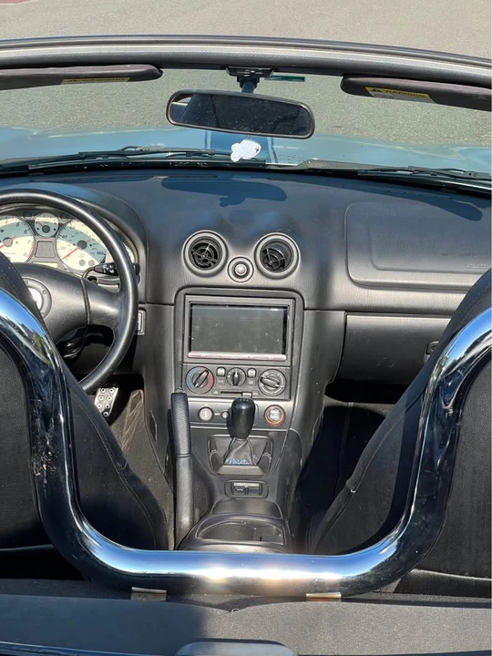 2002 Mazda NB MX-5 Miata - Image 8 of 11