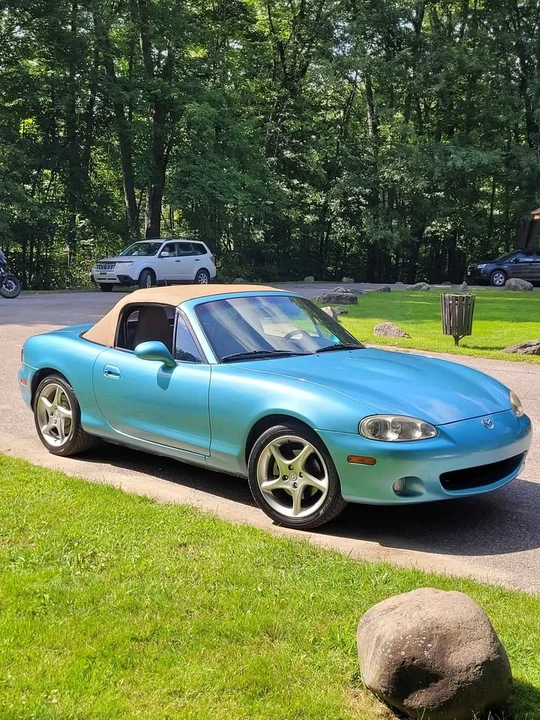 2002 Mazda NB MX-5 Miata - Image 2 of 6