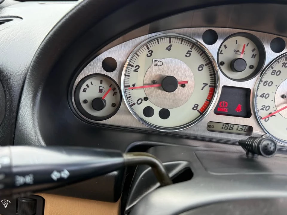 2002 Mazda NB MX-5 Miata - Image 9 of 15