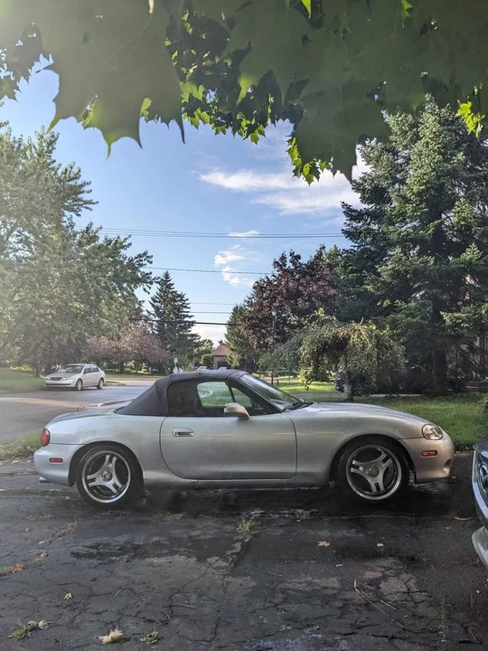 2002 Mazda NB MX-5 Miata - Image 4 of 15
