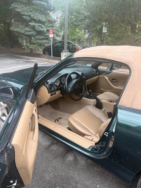 2002 Mazda NB MX-5 Miata - Image 5 of 7