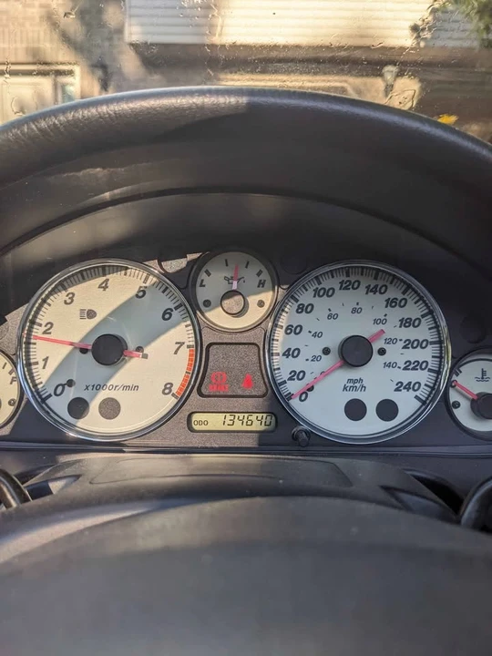 2002 Mazda NB MX-5 Miata - Image 8 of 15