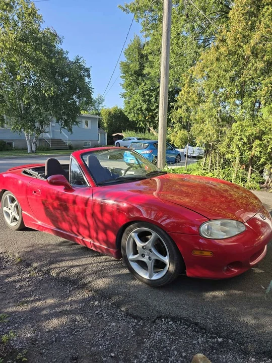 2002 Mazda NB MX-5 Miata - Image 5 of 10
