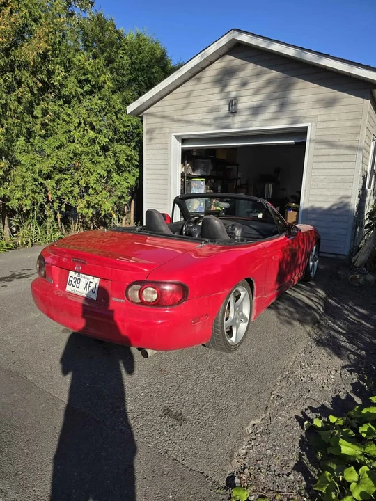 2002 Mazda NB MX-5 Miata - Image 4 of 10