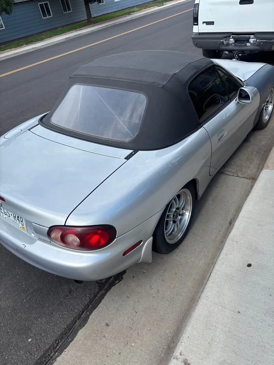 2002 Mazda NB MX-5 Miata - Image 5 of 10