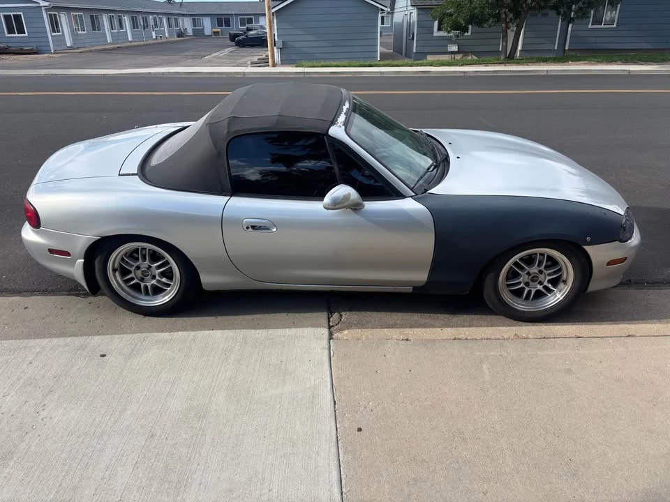 2002 Mazda NB MX-5 Miata - Image 2 of 10