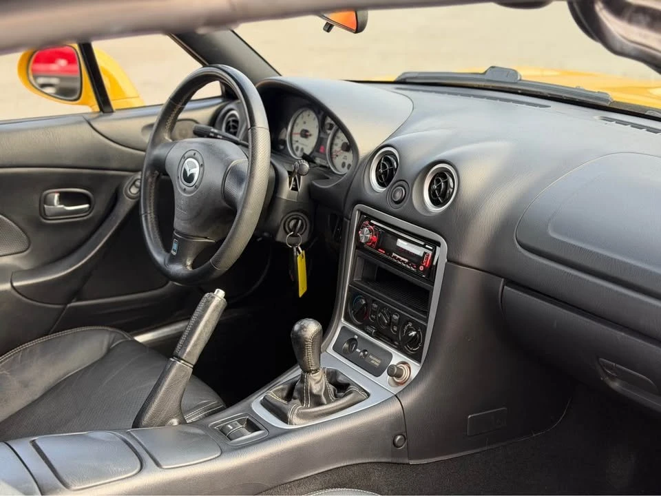2002 Mazda NB MX-5 Miata - Image 10 of 13