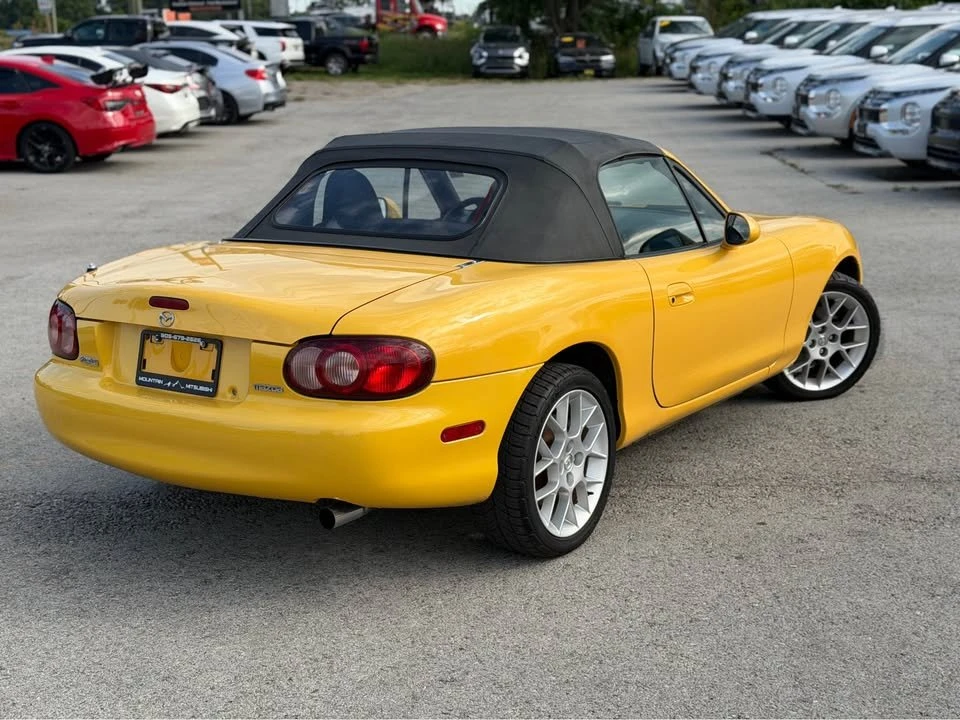 2002 Mazda NB MX-5 Miata - Image 5 of 13