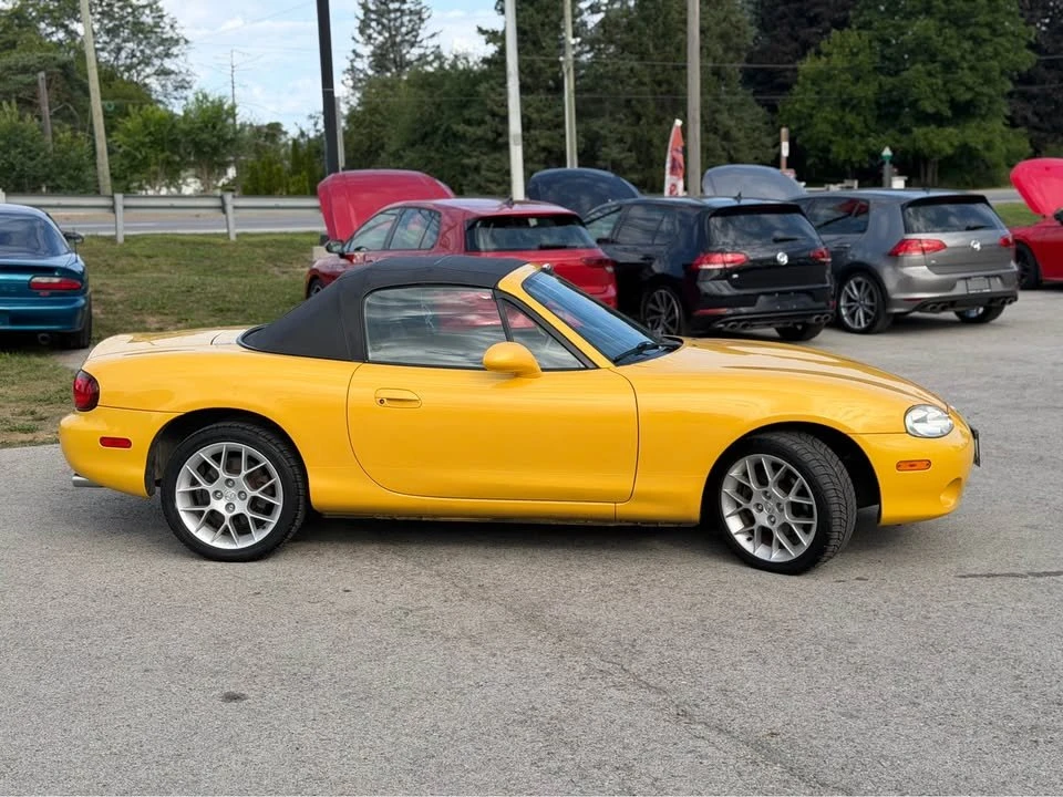 2002 Mazda NB MX-5 Miata - Image 4 of 13
