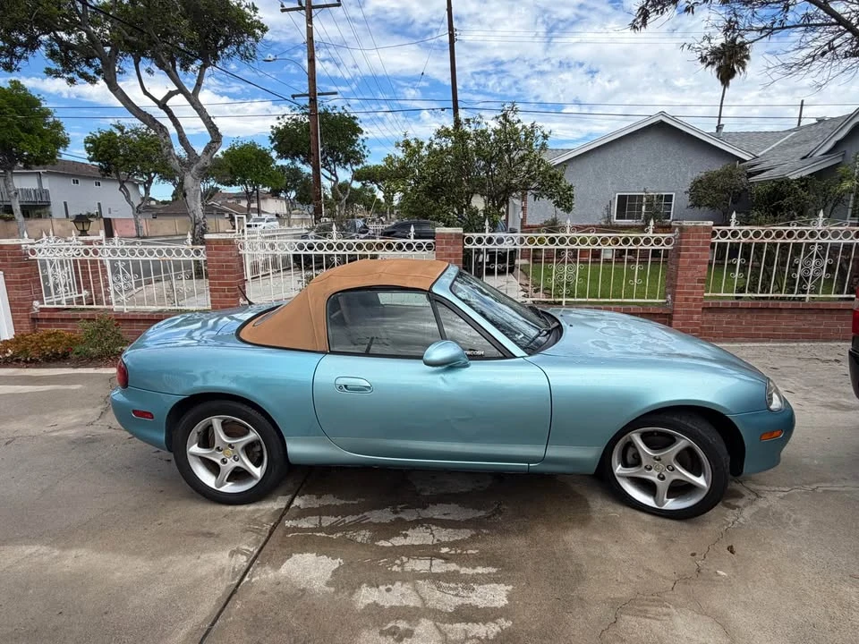 2002 Mazda NB MX-5 Miata - Image 4 of 6