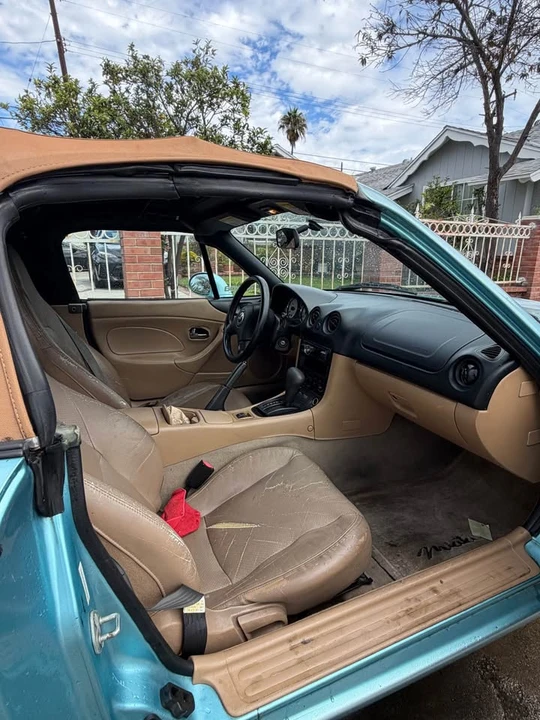 2002 Mazda NB MX-5 Miata - Image 5 of 6