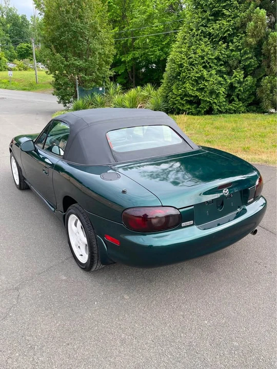 2002 Mazda NB MX-5 Miata - Image 6 of 10