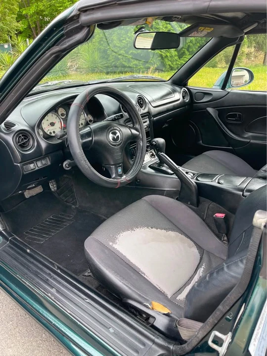 2002 Mazda NB MX-5 Miata - Image 9 of 10