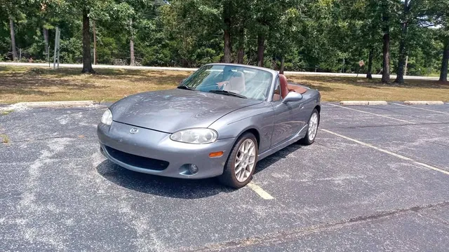 2002 Mazda MX-5 SE