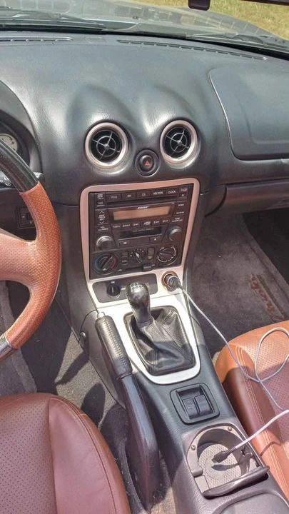 2002 Mazda NB MX-5 Miata - Image 8 of 11