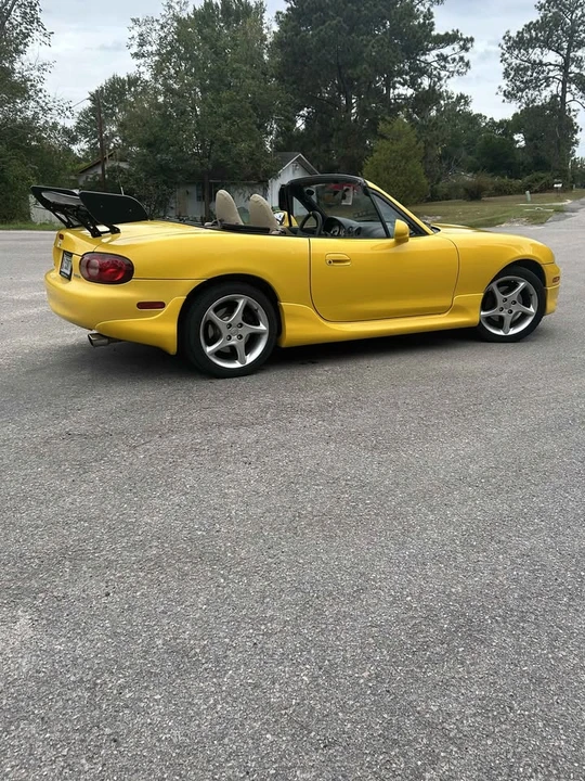2002 Mazda NB MX-5 Miata - Image 12 of 20