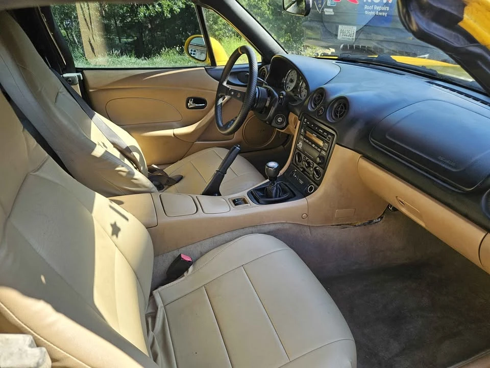 2002 Mazda NB MX-5 Miata - Image 16 of 20