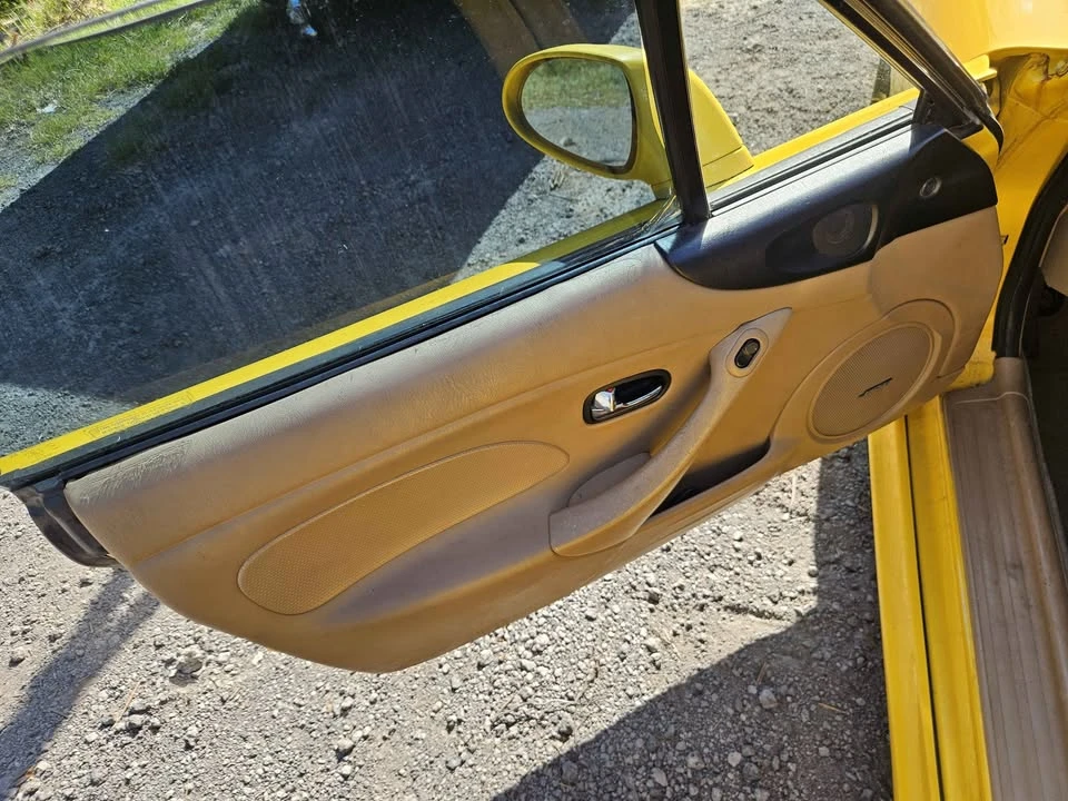 2002 Mazda NB MX-5 Miata - Image 17 of 20