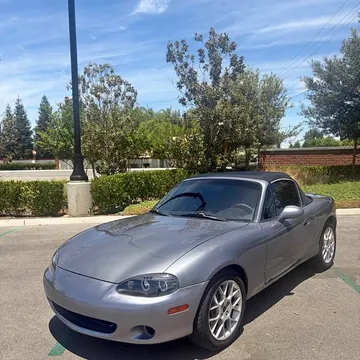 2002 Mazda MX-5 SE Convertible 2D