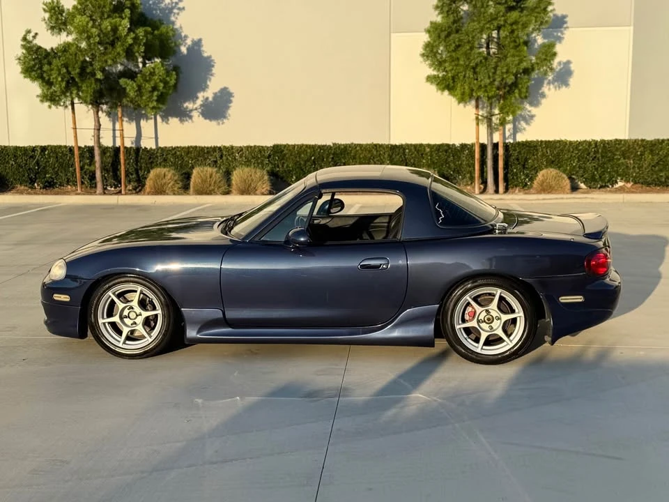 2002 Mazda NB MX-5 Miata - Image 5 of 20