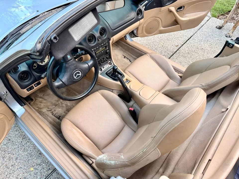 2002 Mazda NB MX-5 Miata - Image 9 of 10