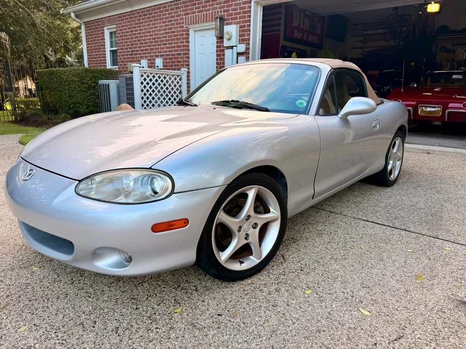 2002 Mazda NB MX-5 Miata - Image 7 of 10