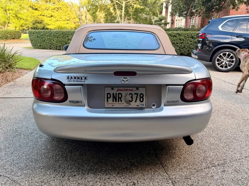 2002 Mazda NB MX-5 Miata - Image 5 of 10