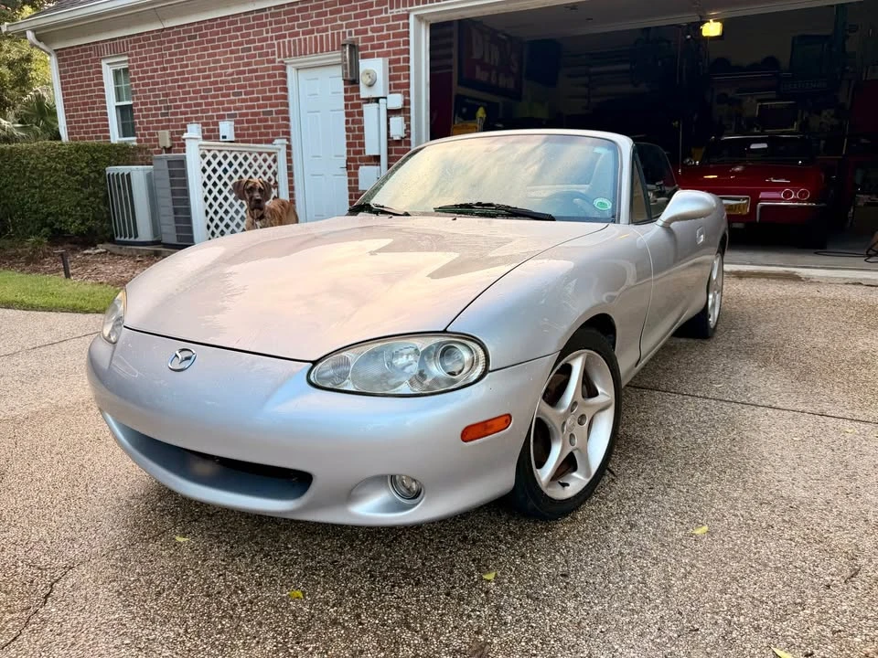 2002 Mazda NB MX-5 Miata - Image 2 of 10