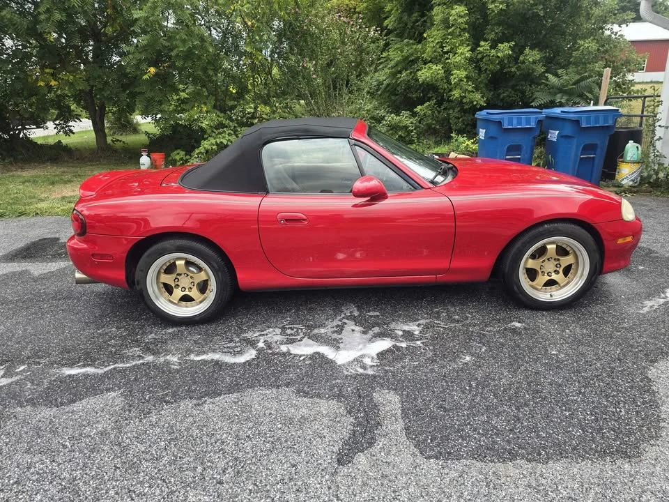 2002 Mazda NB MX-5 Miata - Image 11 of 13