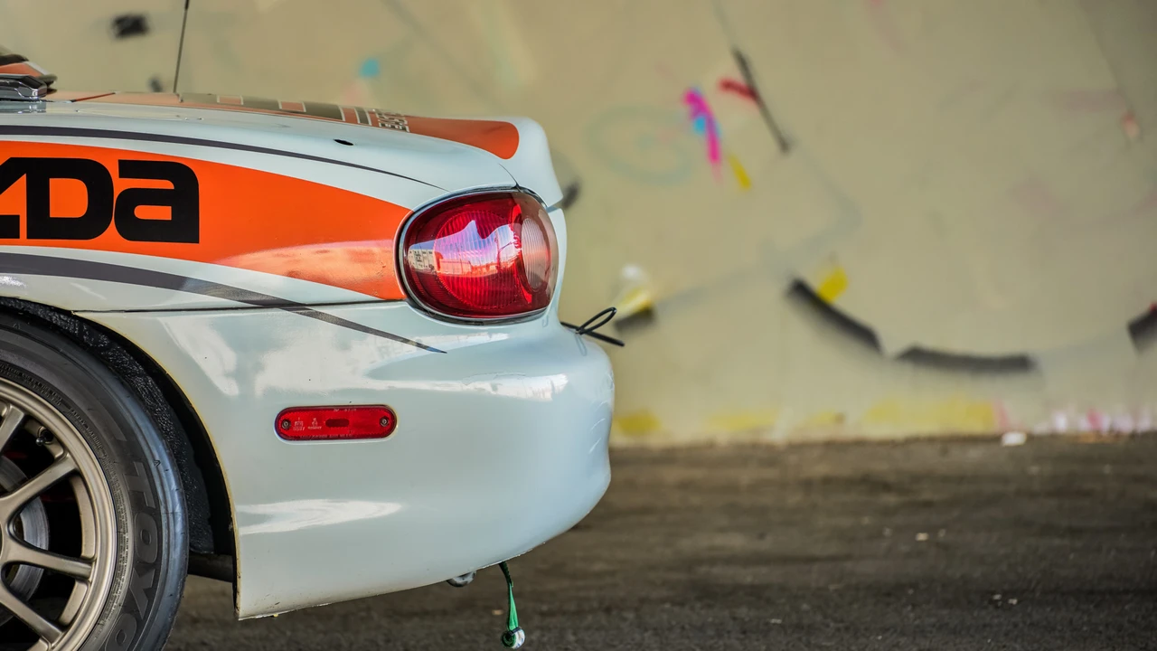 2002 Mazda NB MX-5 Miata - Image 31 of 31
