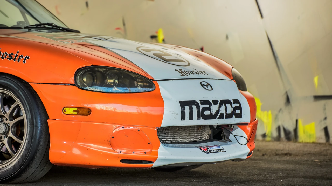 2002 Mazda NB MX-5 Miata - Image 16 of 31