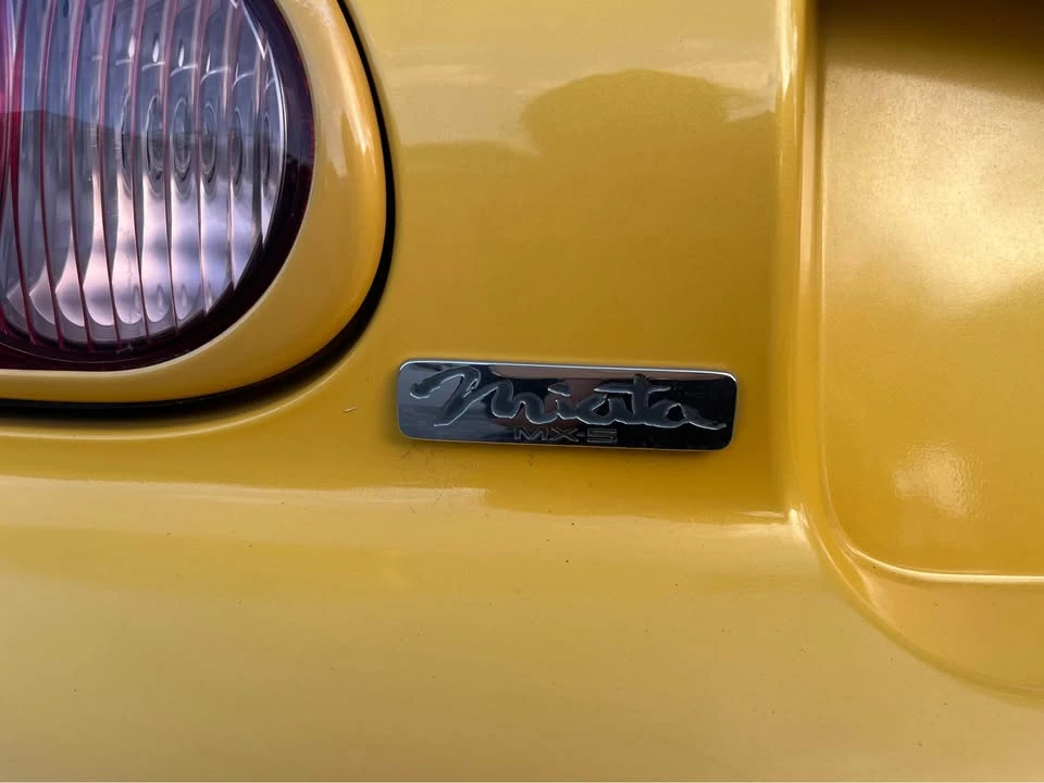 2002 Mazda NB MX-5 Miata - Image 7 of 14
