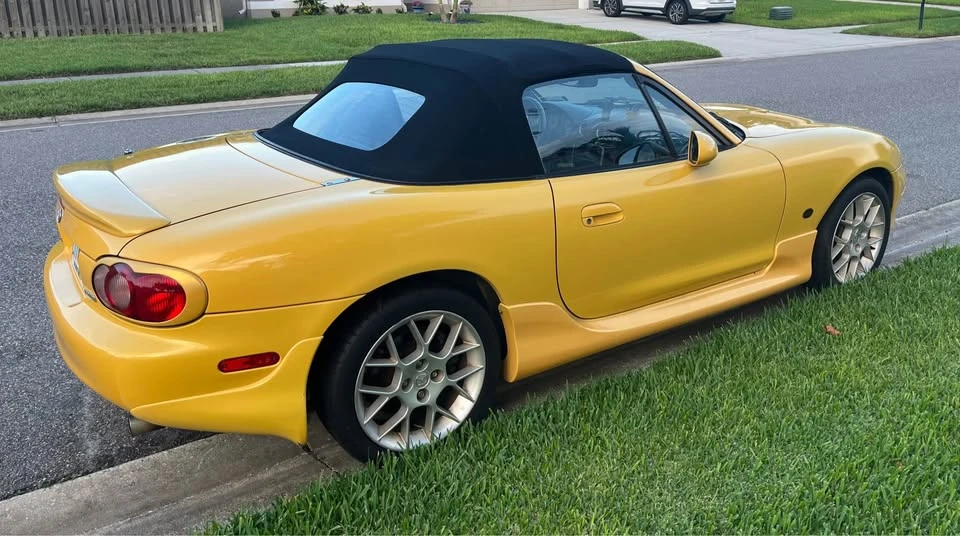 2002 Mazda NB MX-5 Miata - Image 5 of 14