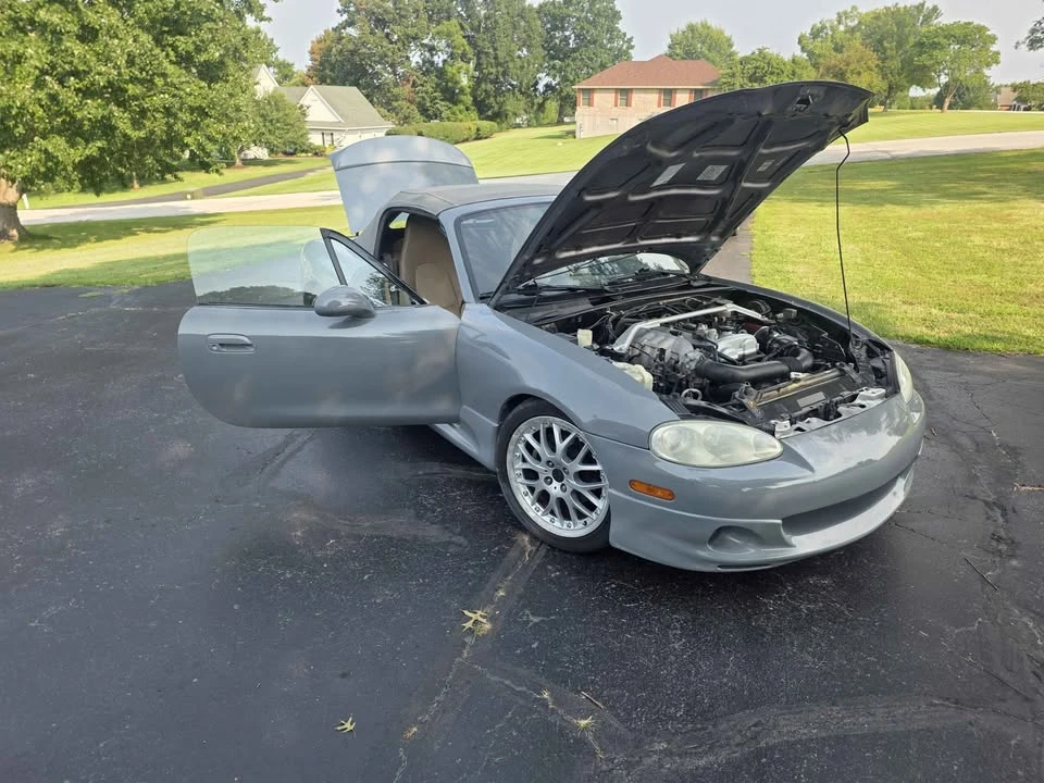 2002 Mazda NB MX-5 Miata - Image 10 of 16